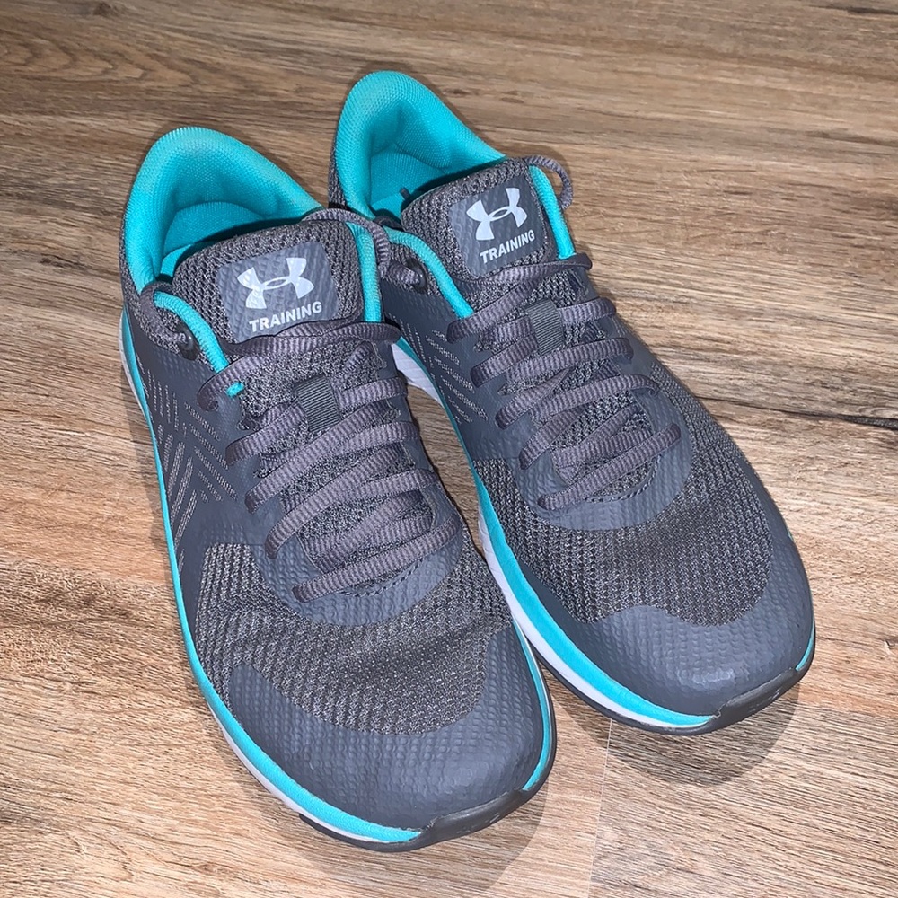 Under Armour Womens Shoes